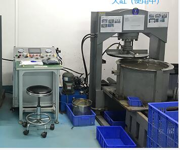 水下滑翔機(jī)深水壓測試臺(tái)